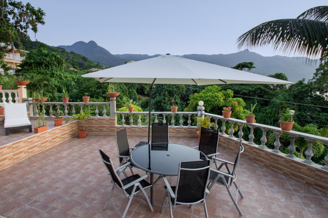 Josies Cottage Beau Vallon  Eksteriør billede